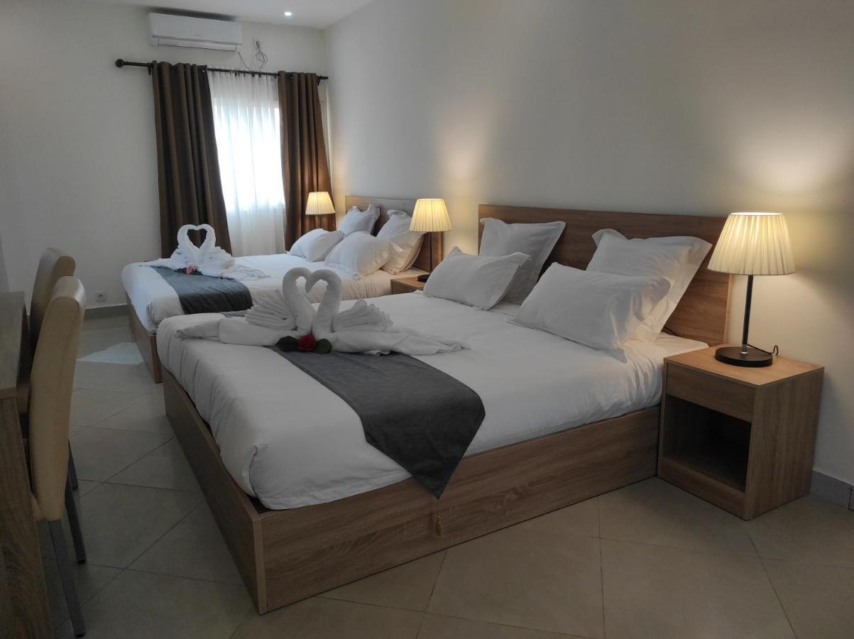 אנטננריבו Downtown Hotel מראה חיצוני תמונה